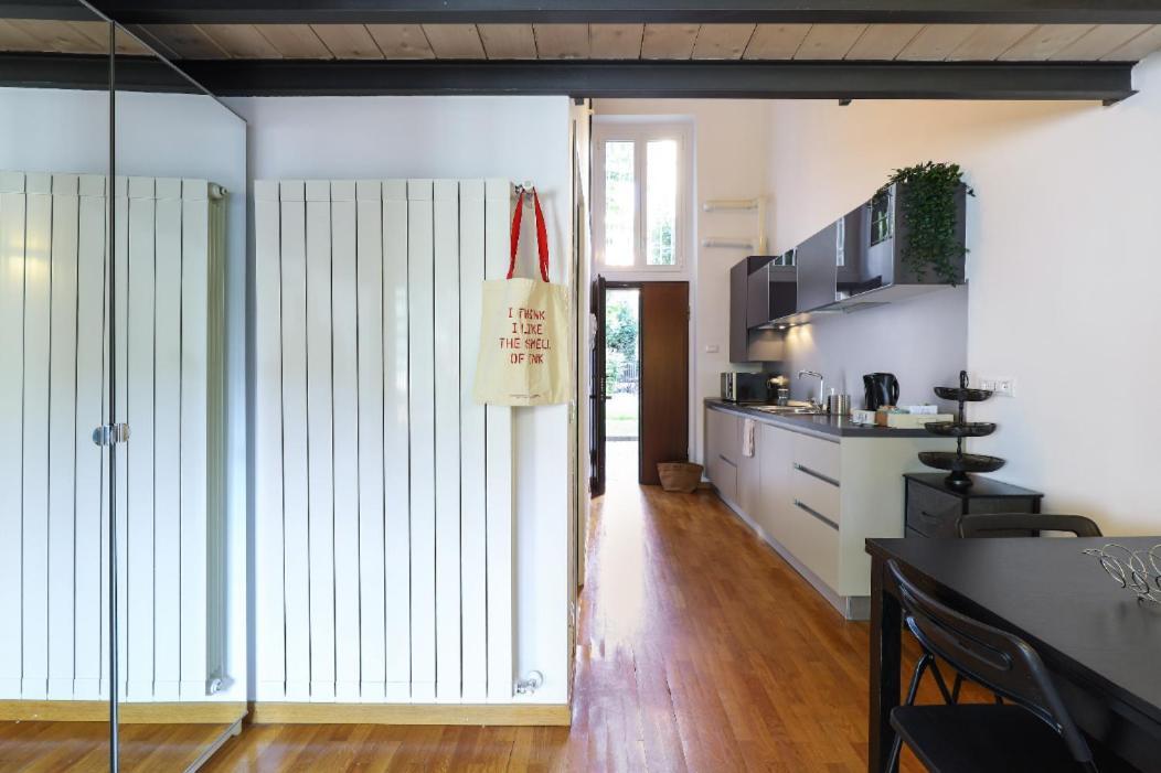 Paki Home Nel Cuore Dei Navigli Di Milano Exterior foto